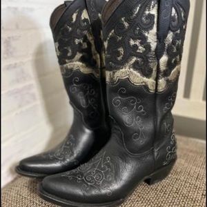 Black Cowgirl Boots